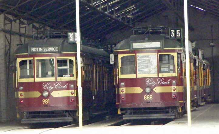 Yarra Trams W class Melbourne City Circle 981 & 888